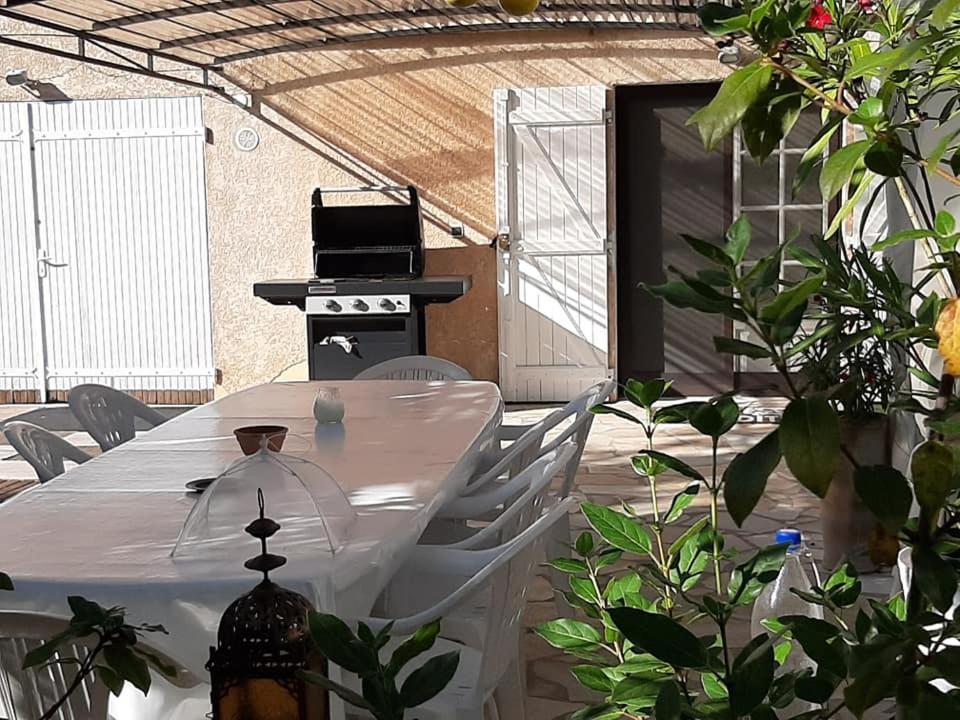 לה קאנה-דה-מור Mas Provencal Au Cannet Des Maures מראה חיצוני תמונה